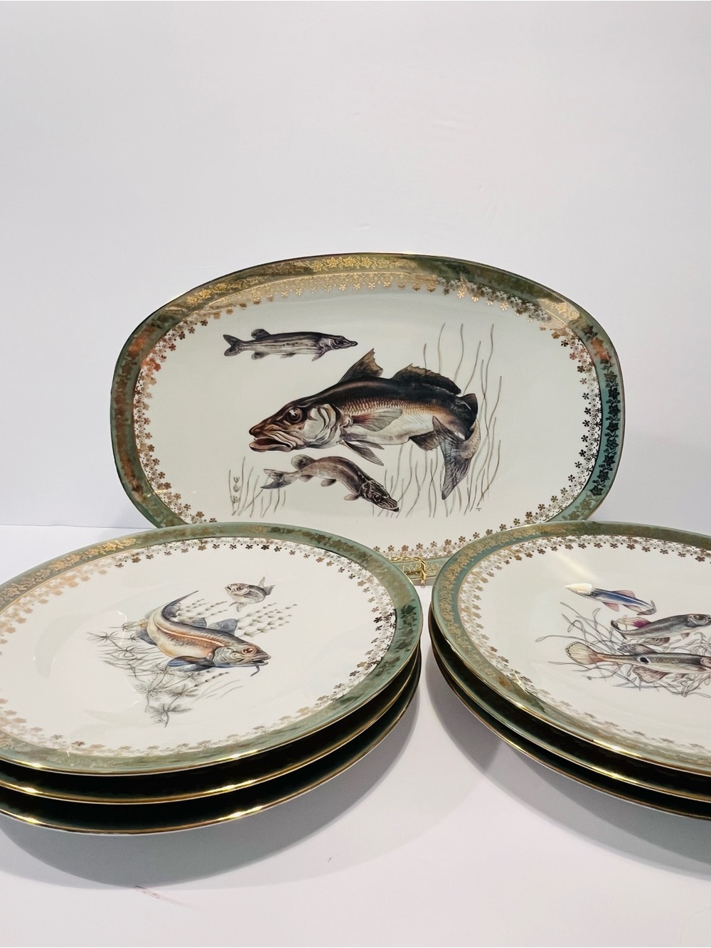Hutschenreuther Hohenberg Germany Fish Plates Set of 7 Midcentury